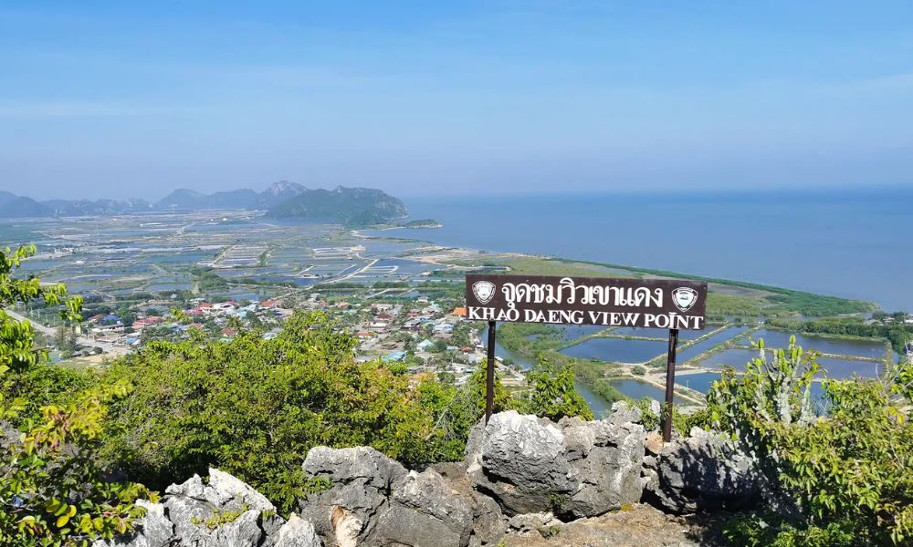 Khao Daeng Viewpoint