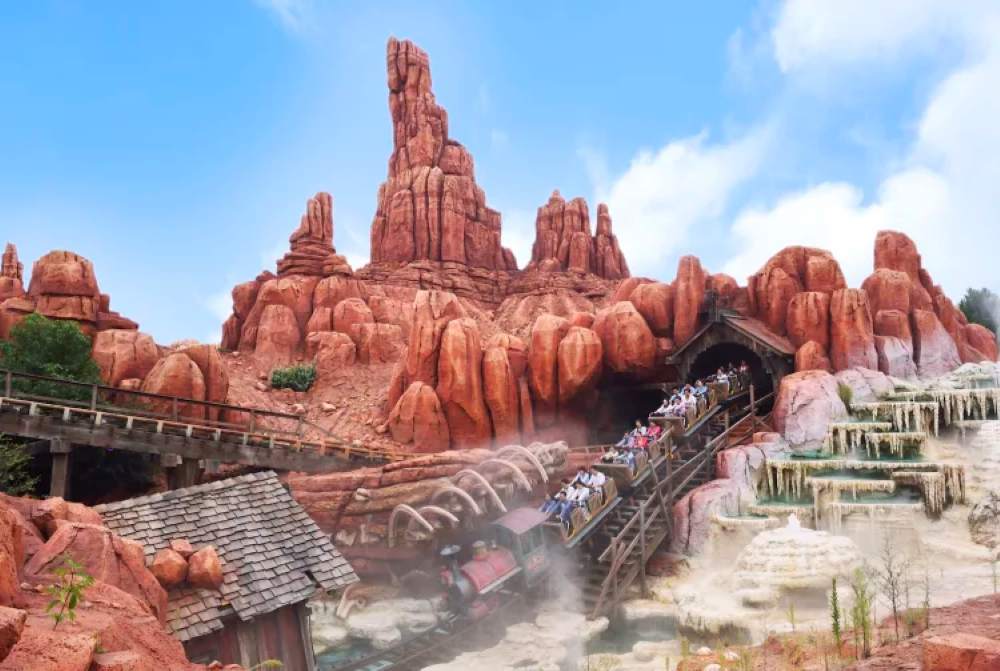 Disneyland Tokyo có gì? Hướng dẫn chi tiết từng khu cho người đi lần đầu 19 Adventureland: khám phá và phiêu lưu