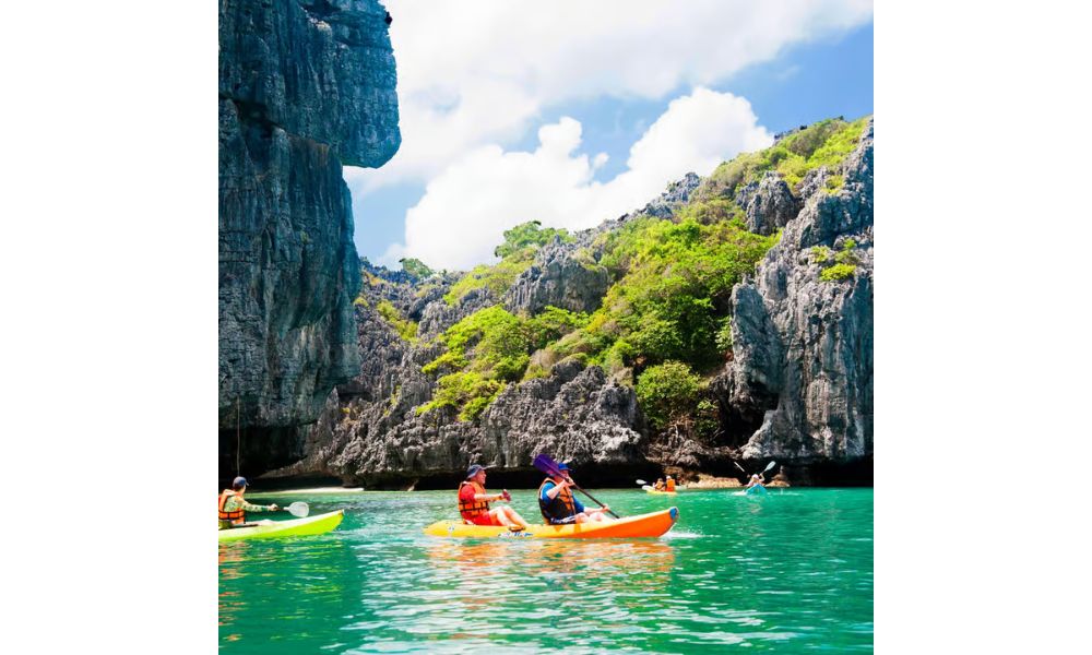 Chèo thuyền kayak