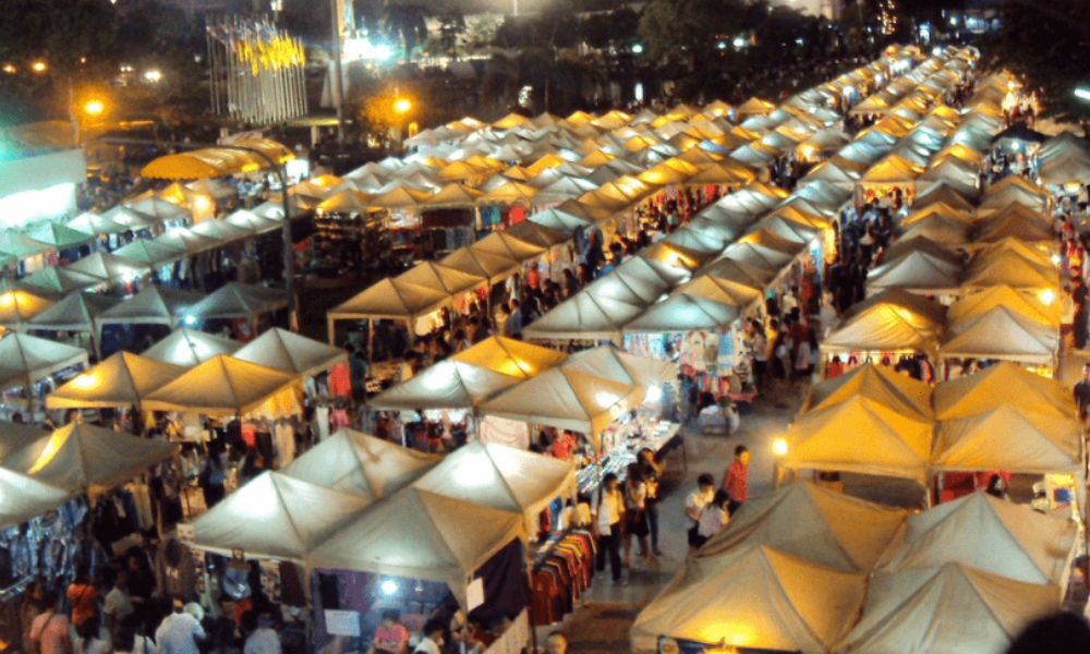 Chợ đêm nổi tiếng ở Thái Lan