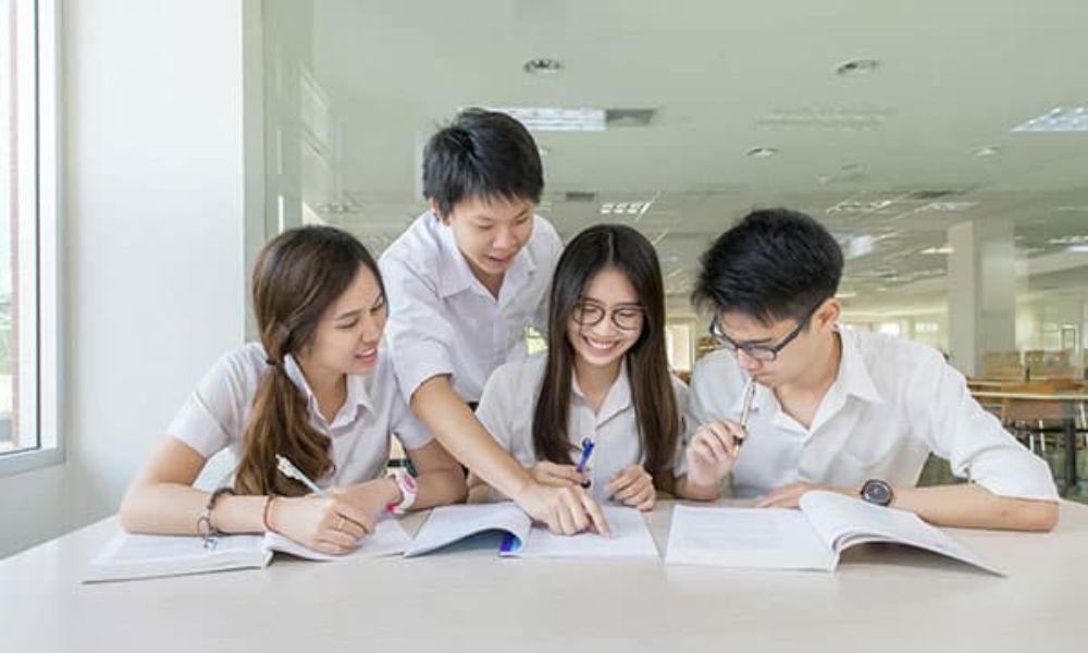 Có nên chọn Thái Lan để du học hoặc đi làm không? 7 Chọn Thái Lan để du học