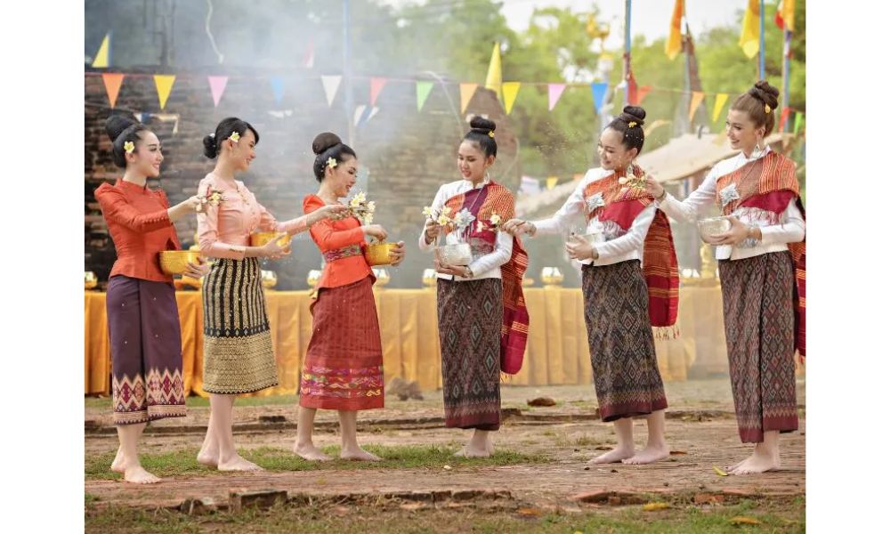 Gắn kết cộng đồng