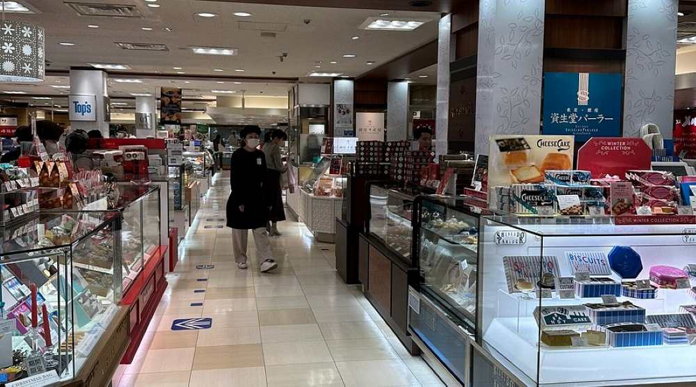 Keio Department Store Shinjuku – bách hóa dễ mua nhất cho du khách