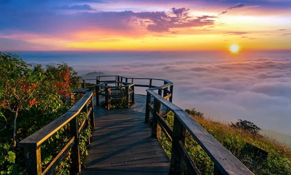 Du lịch Thái Lan: Chạm tay vào "nóc nhà" Doi Inthanon 8 Kew Mae Pan Nature Trail