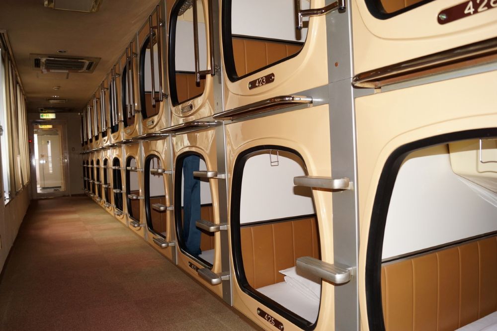 Khách sạn con nhộng và cách người Nhật tối ưu không gian sống