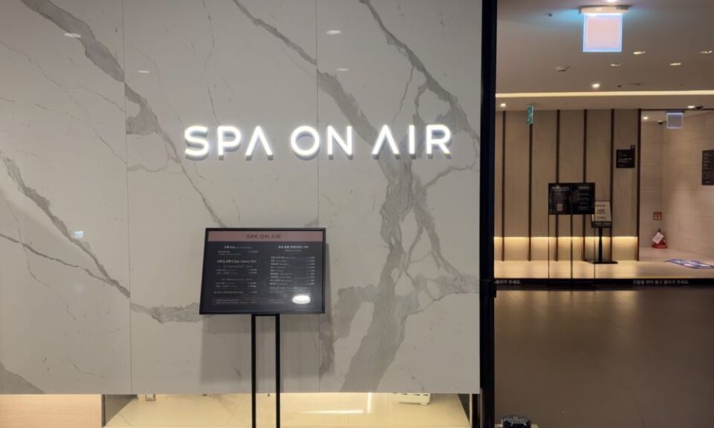 khu vực nghỉ ngơi tại sân bay