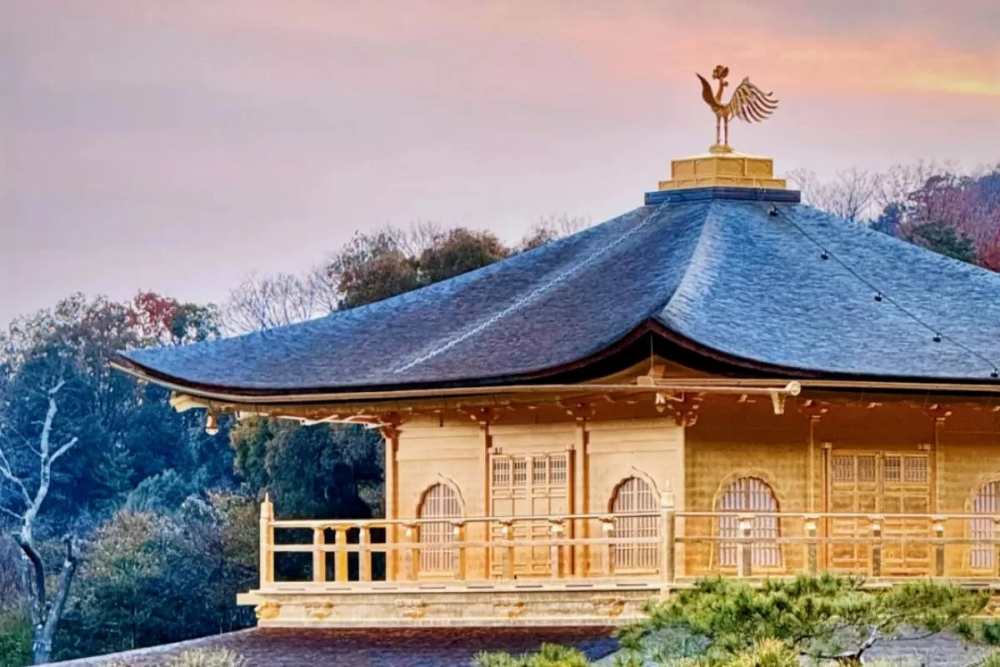 Chùa vàng Kinkakuji ở Kyoto: giá vé, giờ mở cửa và kinh nghiệm tham quan chi tiết 15 Kiến trúc chùa vàng Kinkakuji: 3 tầng, 3 phong cách
