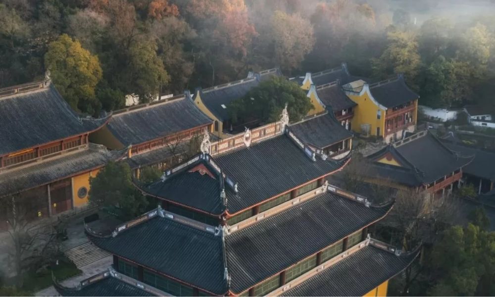 Linh Ẩn Tự (Lingyin Temple) & Phi Lai Phong