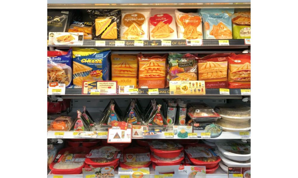 Những món ăn vặt Thái Lan nổi tiếng bán trong 7-Eleven 10 Quầy hàng 7-eleven