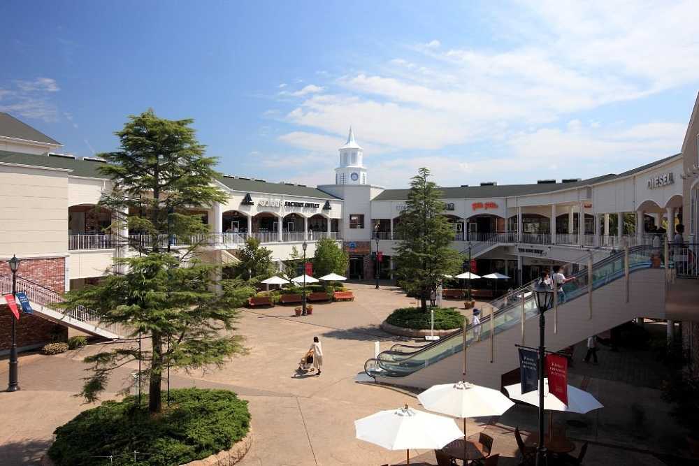 Shopping ở Osaka: Trải nghiệm mua sắm không thể bỏ lỡ tại “trái tim Kansai” 22 Rinku Premium Outlets