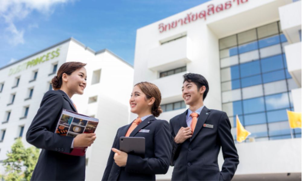 Vì sao ngày càng nhiều người Việt chọn sang Thái Lan làm việc? 2 Sang Thái Lan làm việc