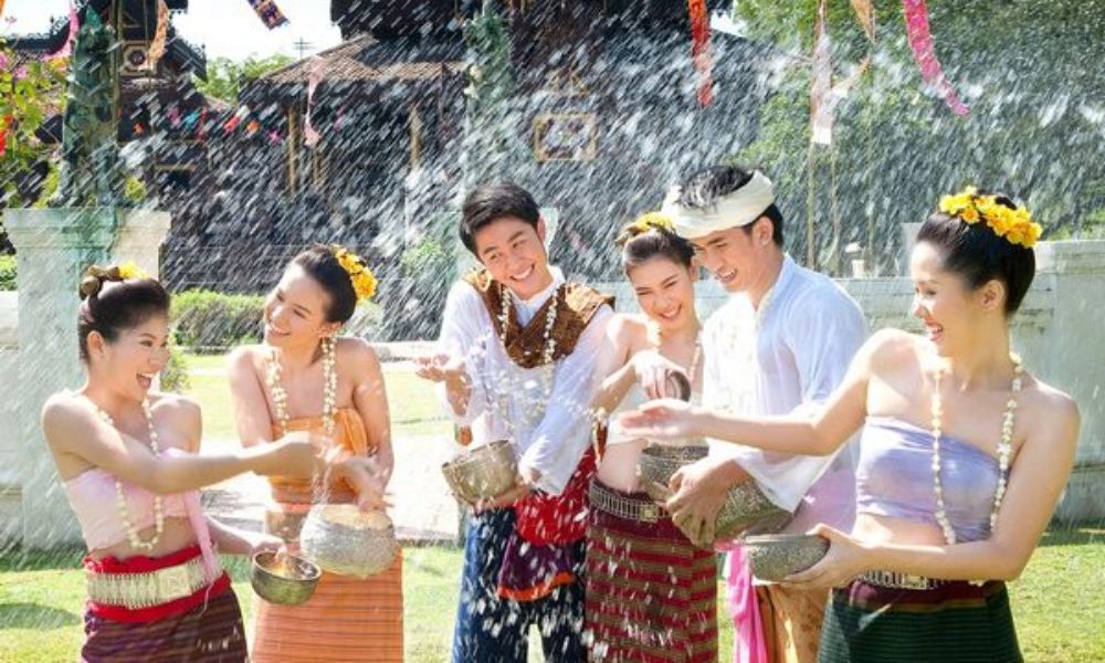 Vì sao Thái Lan được mệnh danh là “xứ sở nụ cười”? 4 Thái Lan được mệnh danh là “xứ sở nụ cười”