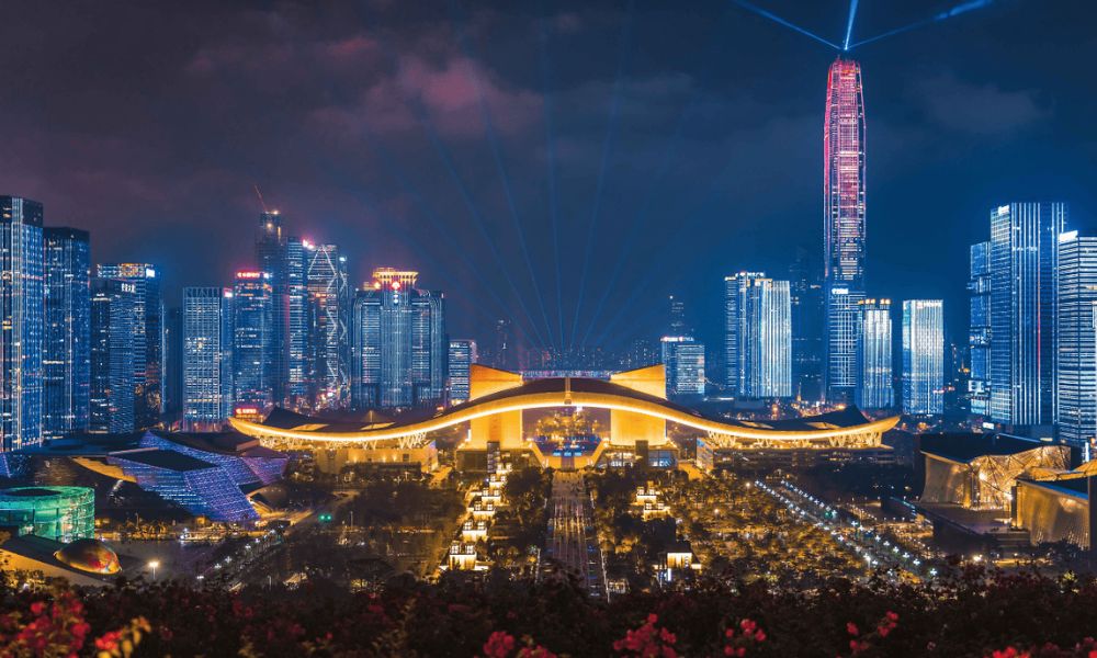 Thẩm Quyến cuốn hút du khách bởi vẻ đẹp hiện đại đến choáng ngợp