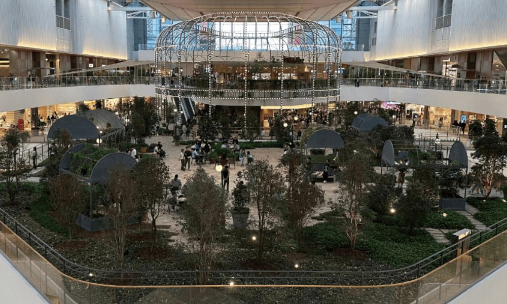 thiết kế độc lạ của TTTM The Hyundai Seoul