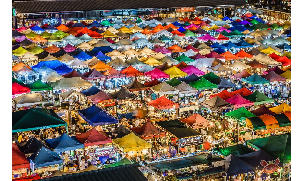 TOP 8 khu chợ đêm nổi tiếng ở Thái Lan không thể bỏ lỡ 6 Train Night Market Ratchada