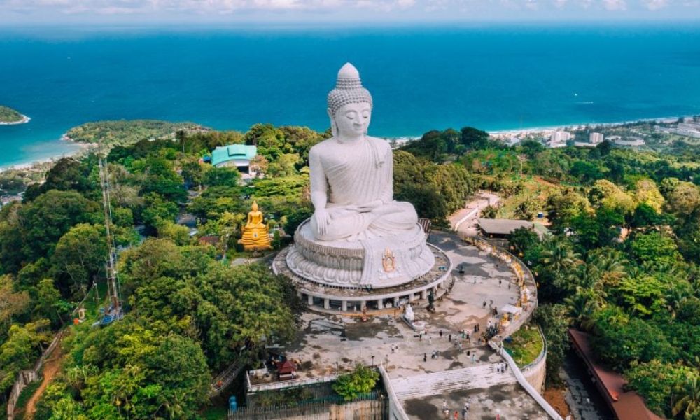 Phuket có gì hấp dẫn? Khám phá thiên đường nghỉ dưỡng Thái Lan 7 Tượng Phật lớn