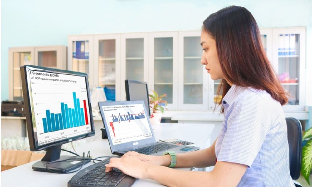 Tùy ngành nghề, vị trí