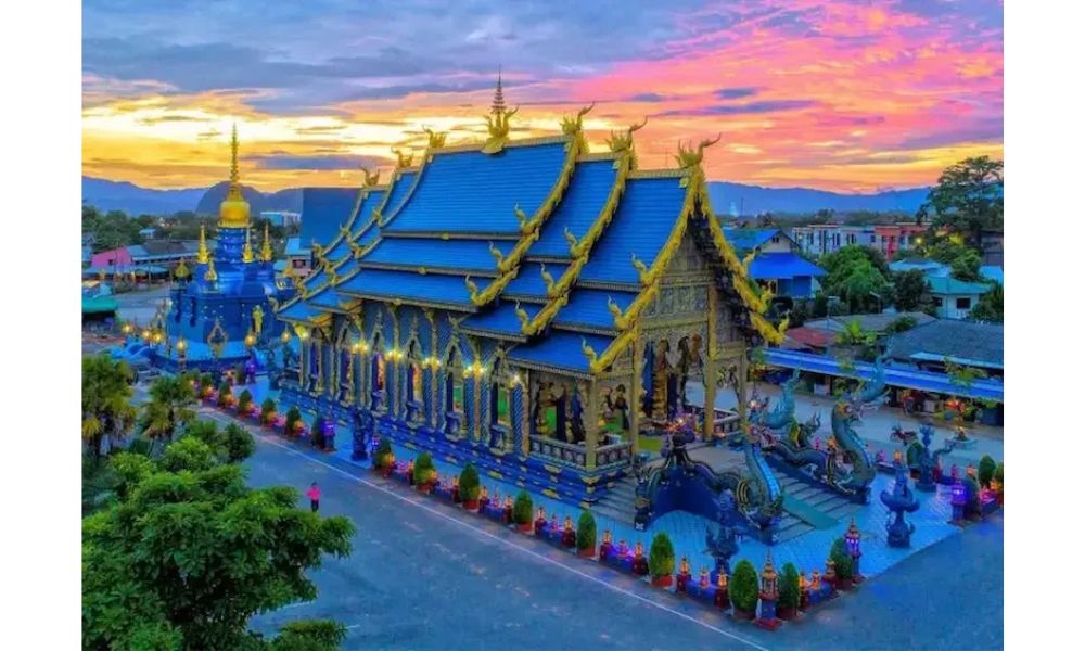 TOP 10 ngôi chùa nổi tiếng nhất ở Thái Lan nên ghé thăm 14 Wat Rong Suea Ten